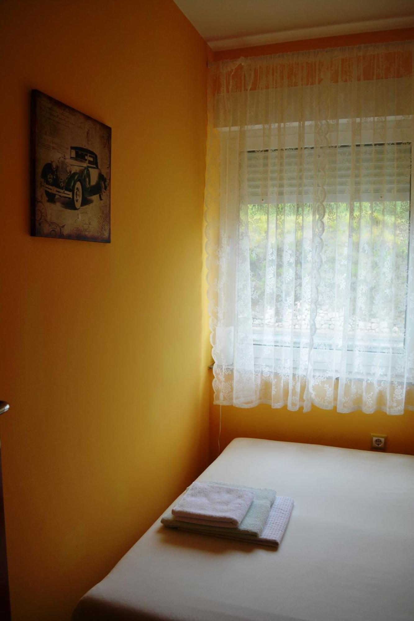 Apartments Neda Kampor ห้อง รูปภาพ