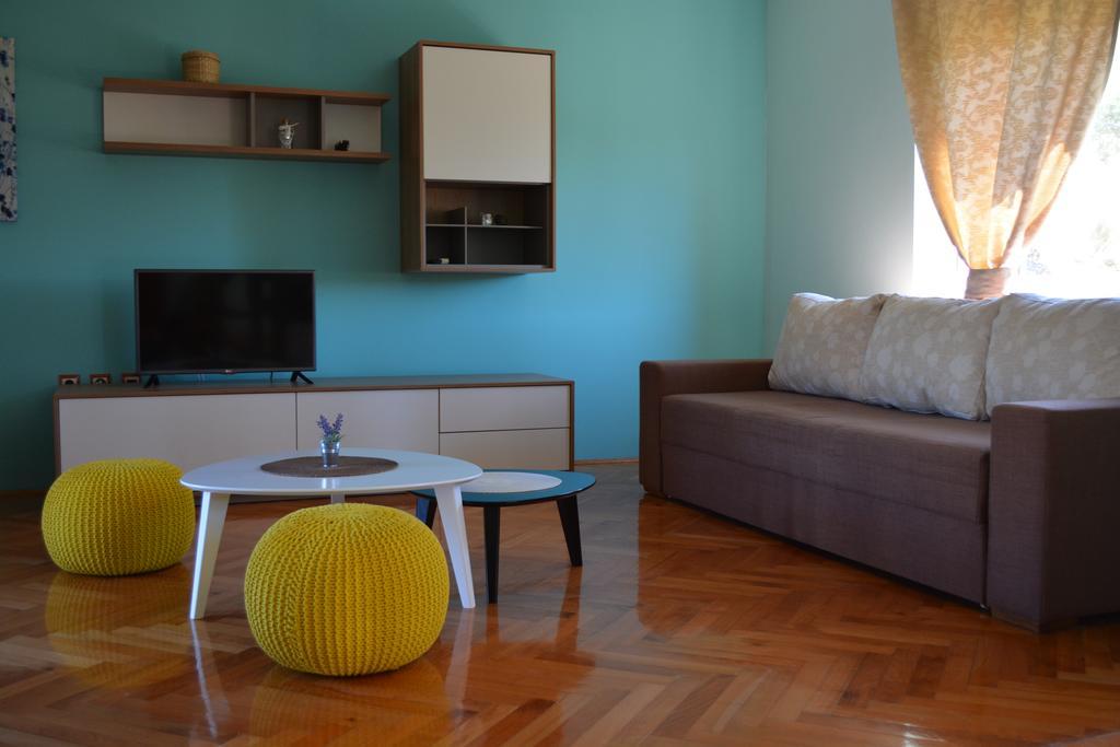 Apartments Neda Kampor ภายนอก รูปภาพ