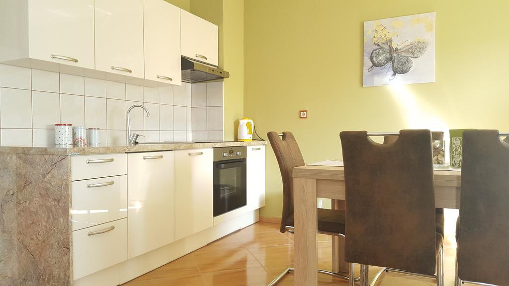 Apartments Neda Kampor ภายนอก รูปภาพ