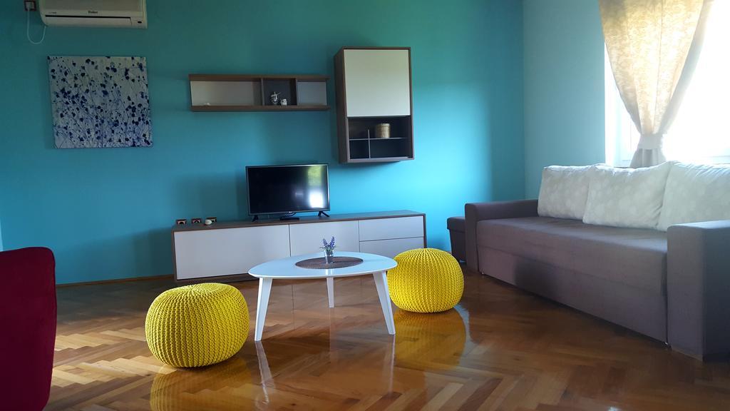 Apartments Neda Kampor ภายนอก รูปภาพ
