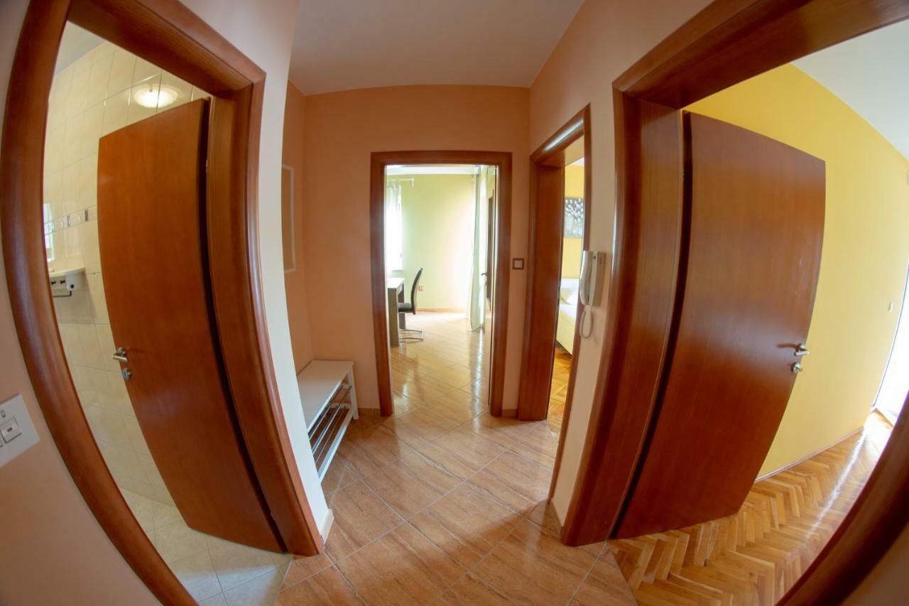 Apartments Neda Kampor ภายนอก รูปภาพ