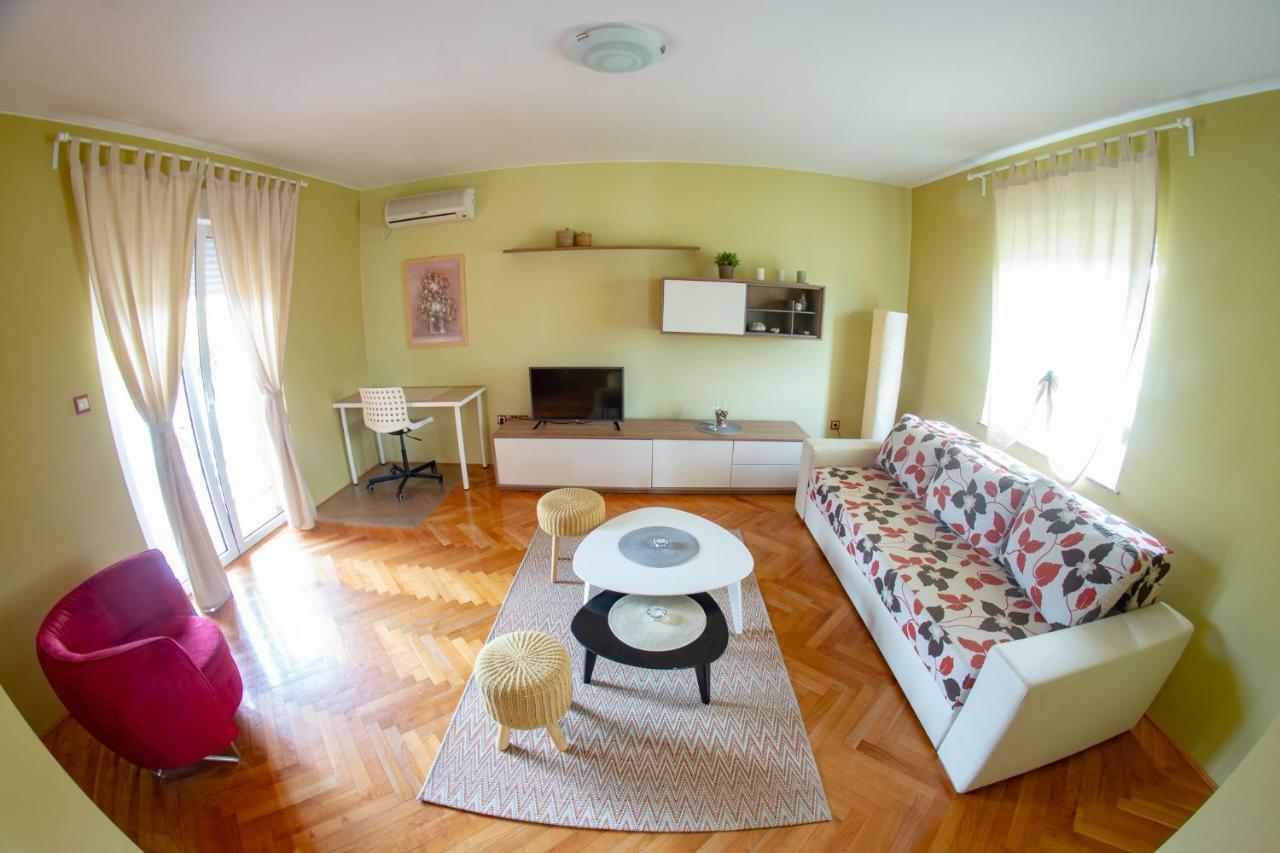 Apartments Neda Kampor ภายนอก รูปภาพ